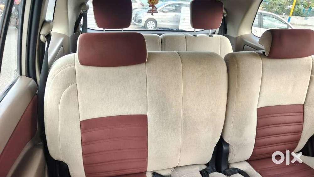 Toyota Innova 2.5 V 8 Str, 2015, Diesel