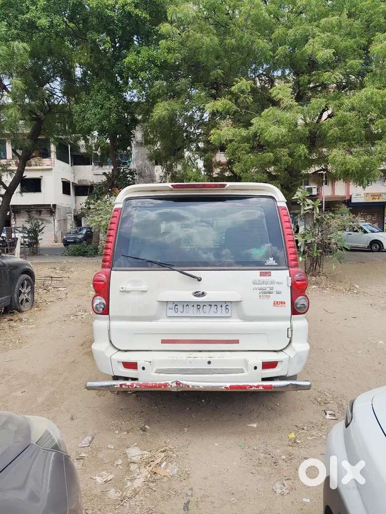 Mahindra Scorpio 2013 Diesel Well Maintained New Tyer & Insurance