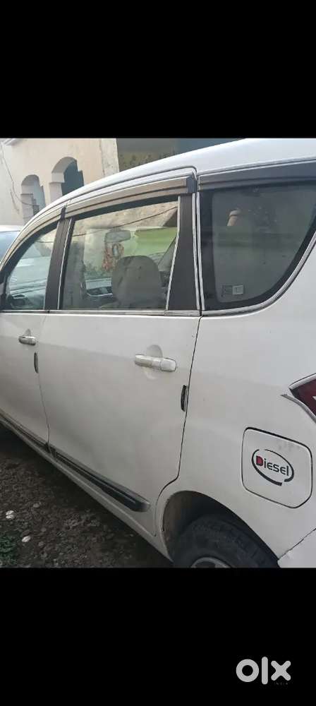 Maruti Suzuki Ertiga 2014 Diesel 125000 Km Driven