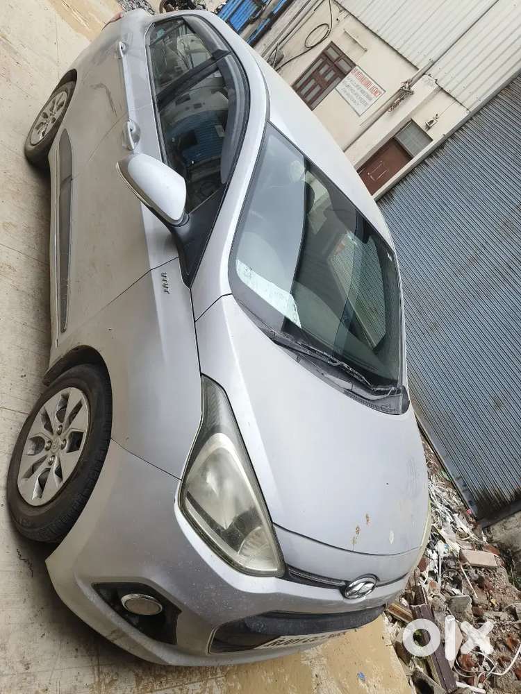 Hyundai Xcent 2016
