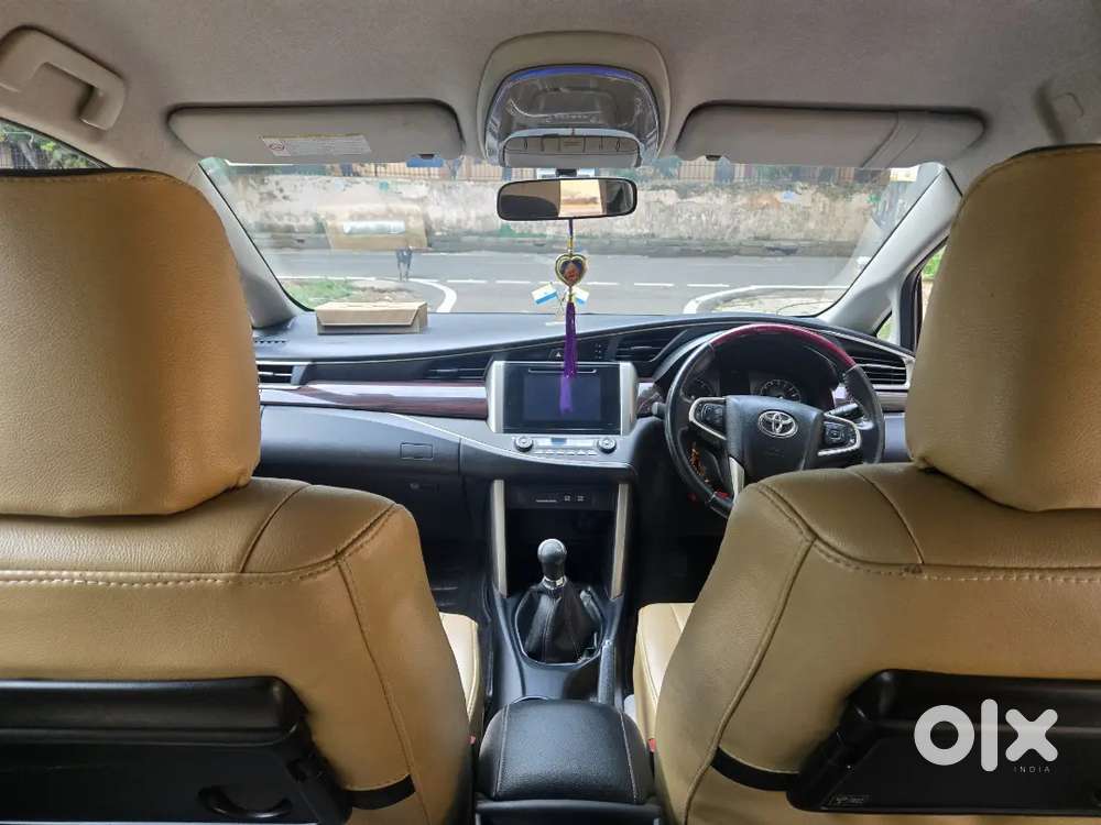 Toyota Innova Crysta Vx  8 Seater  Vip No. 5555