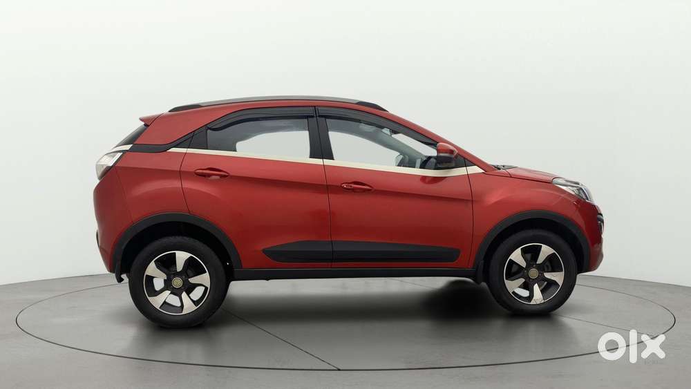 Tata Nexon 1.2 Revotron Xza Plus, 2019, Petrol