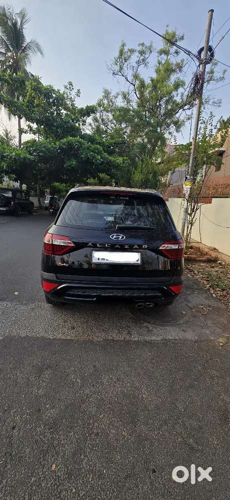 Hyundai Alcazar 2023 Petrol Well Maintained