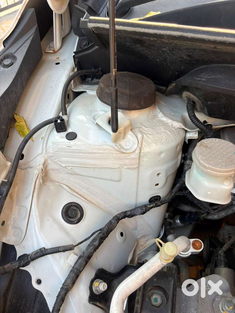 Maruti Baleno Petrol Manual 2024 White