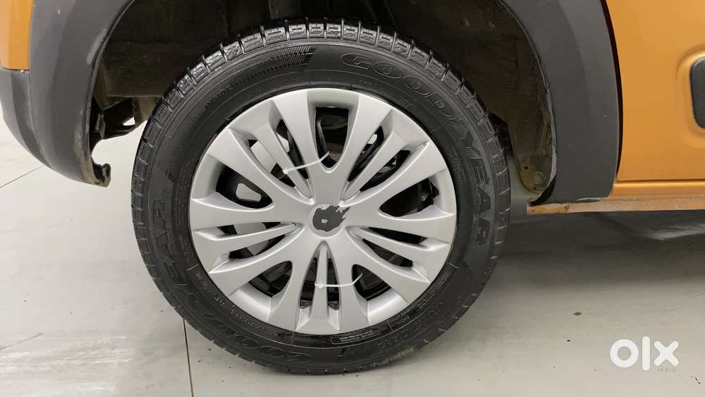 Renault Kwid 1.0 Climber (o) Dual Tone, 2022, Petrol