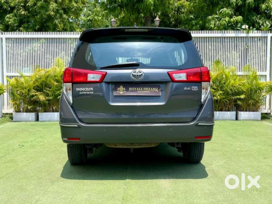 Toyota Innova Crysta 2.4 G Mt, 2022, Diesel