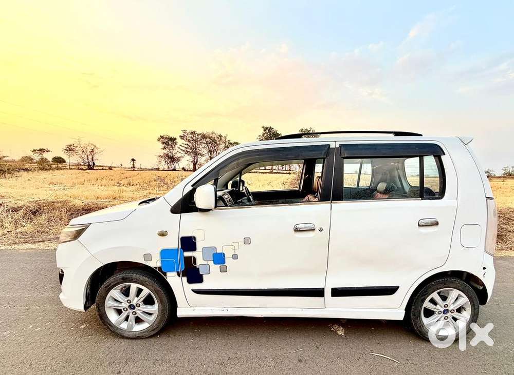 Maruti Suzuki Wagon R Stingray 2015 Petrol Well Maintained