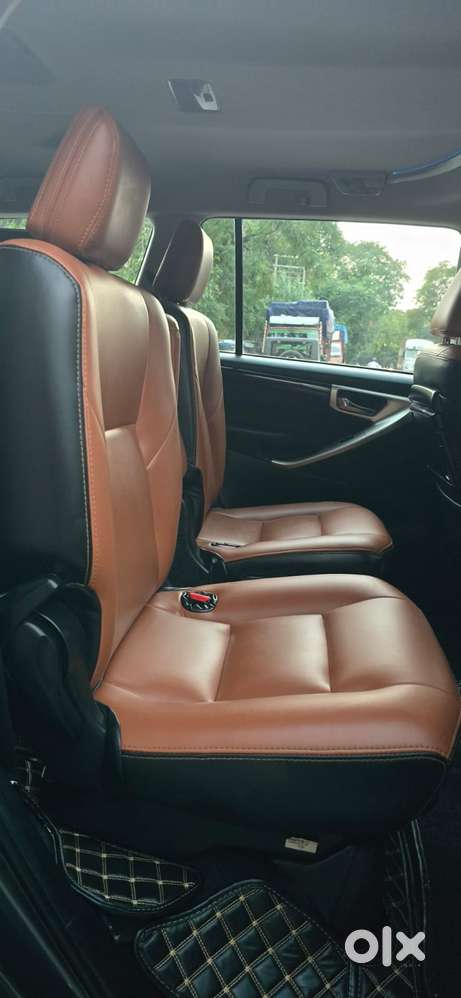 Toyota Innova Crysta