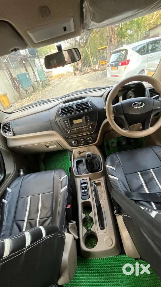 Mahindra Tuv 300 2020