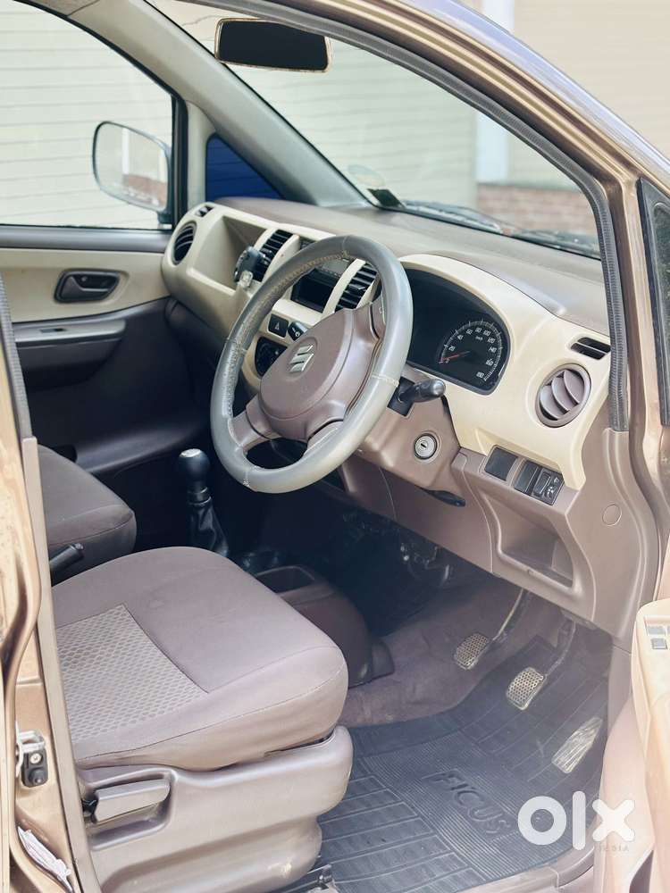 Maruti Suzuki Zen Estilo Lxi Bs Iv, 2011, Petrol