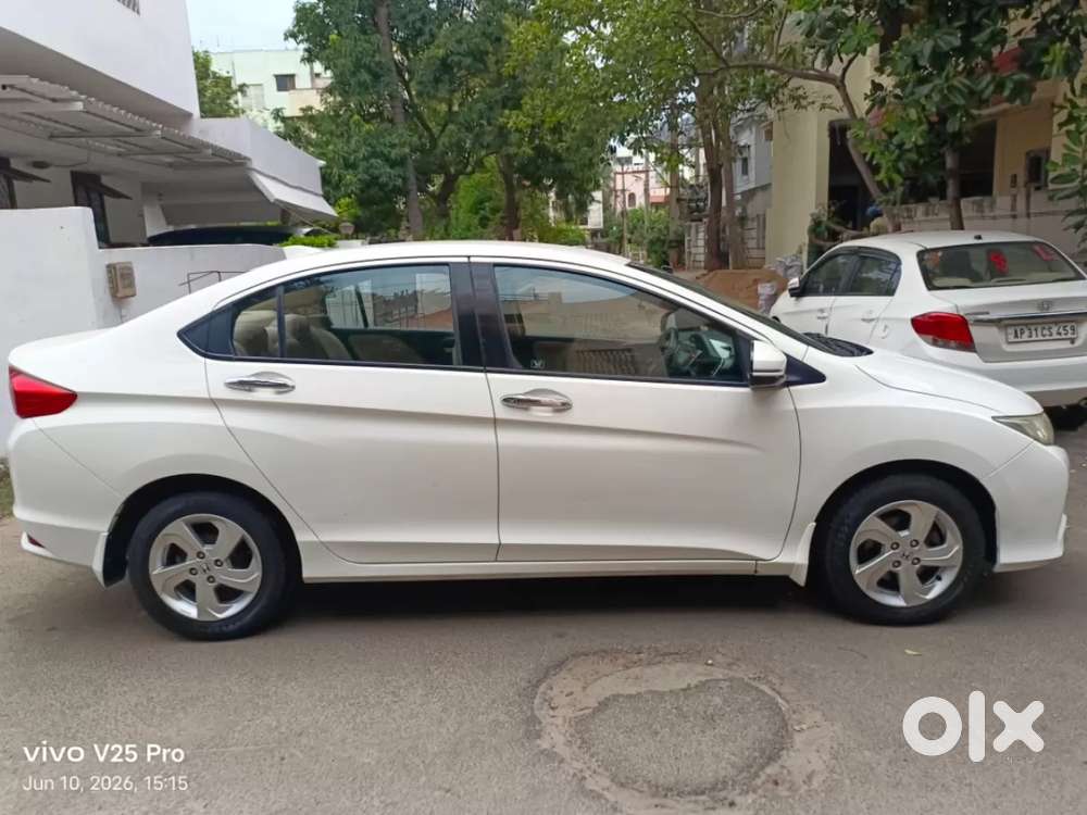 Honda City 1.5 V Mt, 2015, Petrol