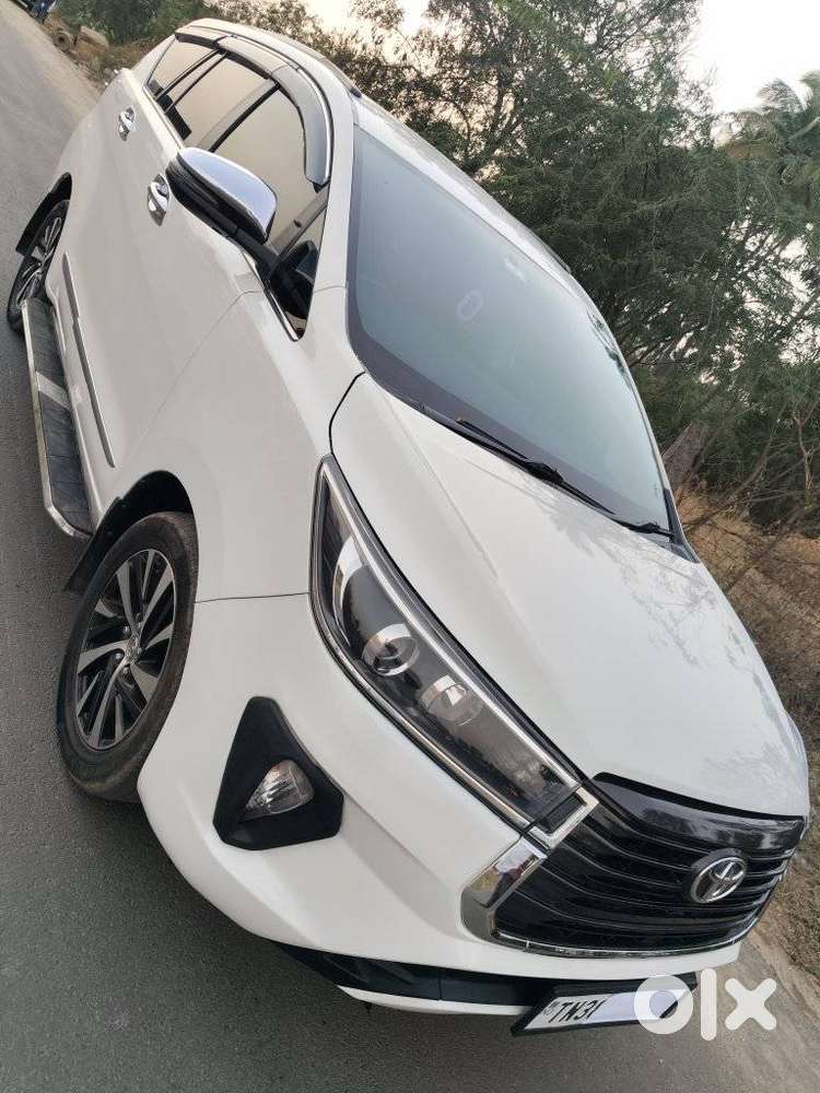Toyota Innova Crysta Touring Sport, 2022, Diesel
