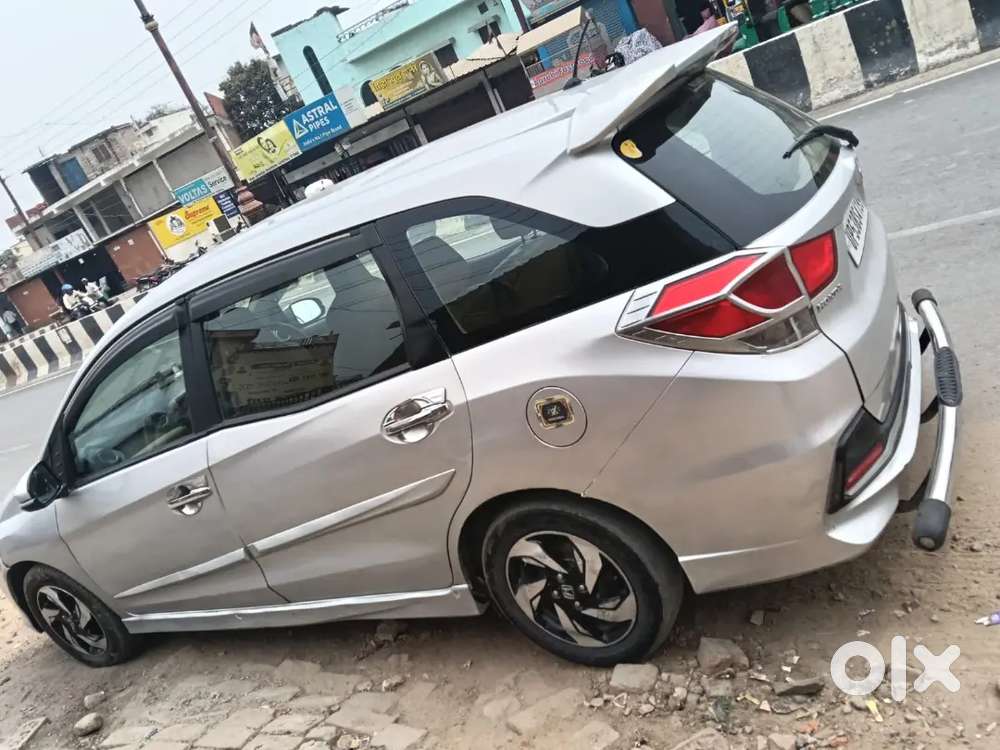 Honda Mobilio 2015 Diesel 80000 Km Driven