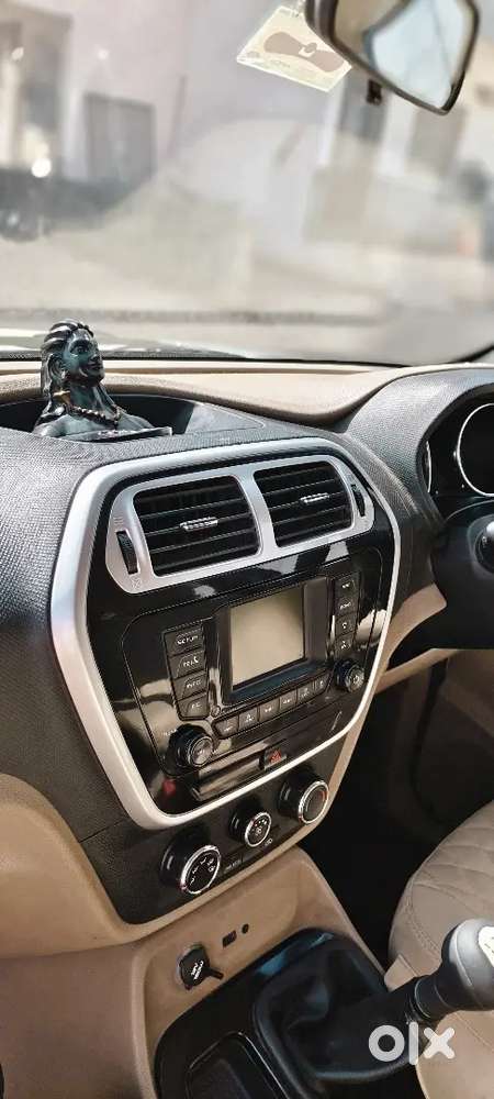 Mahindra Tuv 300 2016 Diesel 73000 Km Driven