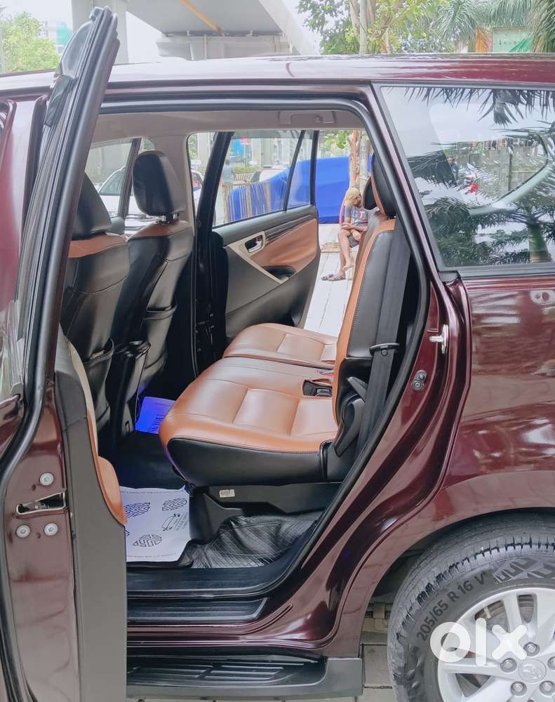 Toyota Innova Crysta [2020-ongoing] 2.4 Gx 8 Str, 2020, Diesel