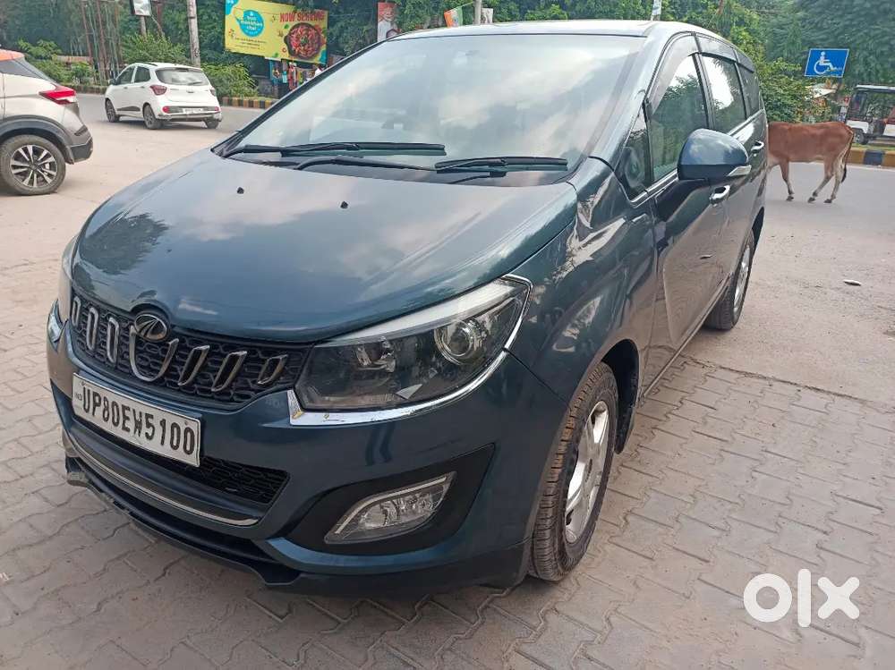 Mahindra Marazzo