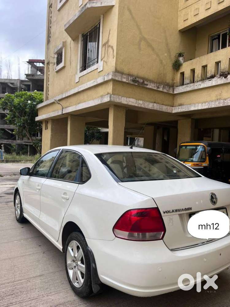 Volkswagen Vento 2010-2013 Petrol Highline, 2012, Petrol