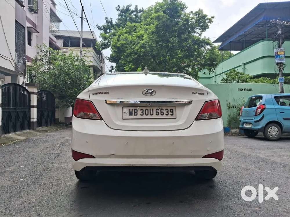 Hyundai Verna 1.6 Vtvt Sx, 2016, Petrol
