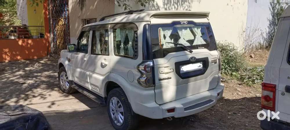 Mahindra Scorpio S6 Plus 2017 Diesel