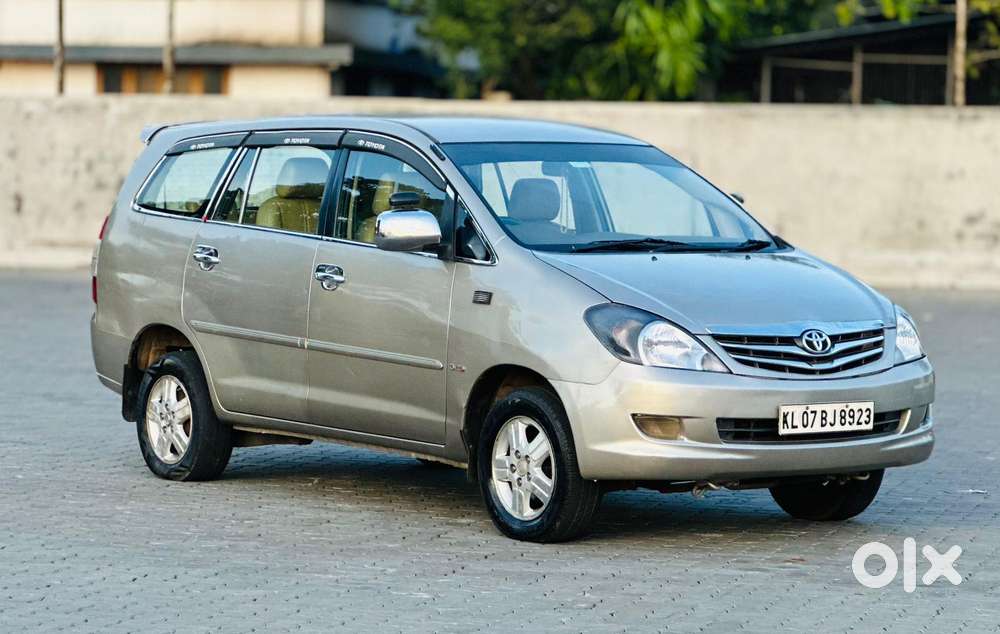 Toyota Innova 2.5 V 7 Str, 2008, Diesel