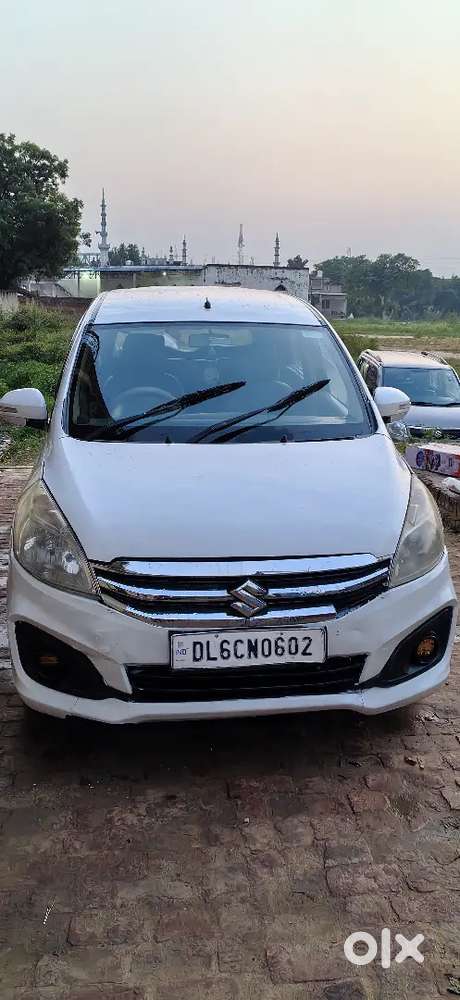 Maruti Suzuki Ertiga Lxi 2012