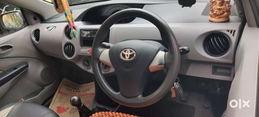 Toyota Etios Liva 2011 Petrol 830000 Km Driven