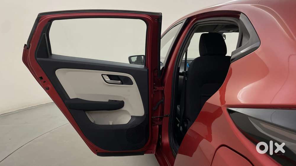 Tata Altroz Xz, 2022, Petrol