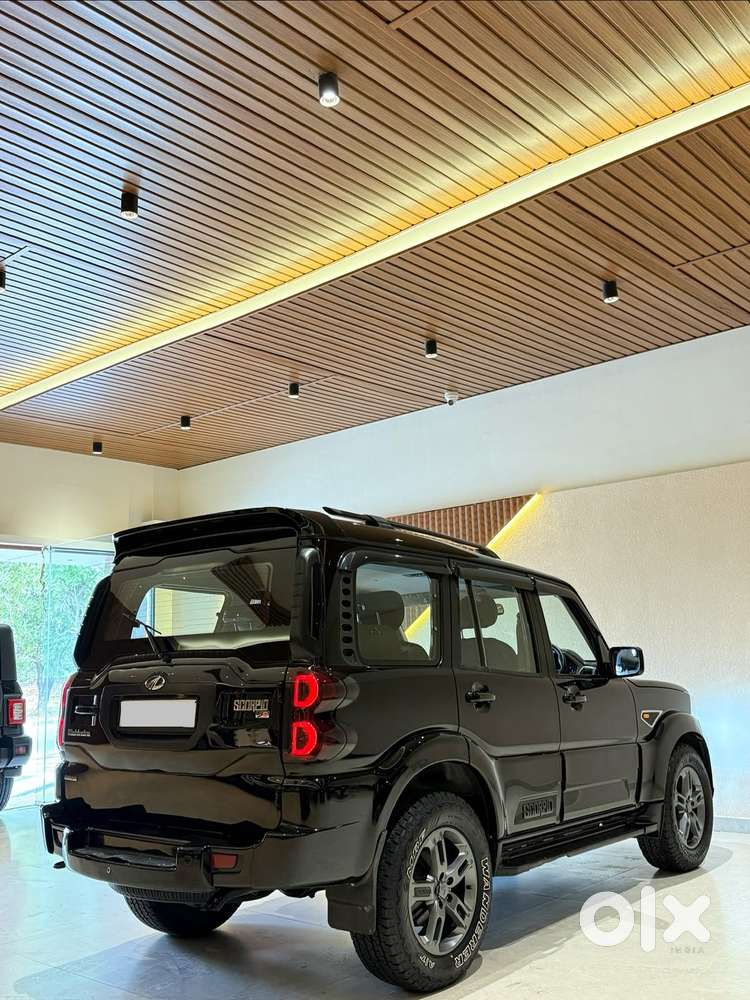 Mahindra Scorpio S10 At 2wd, 2015, Diesel