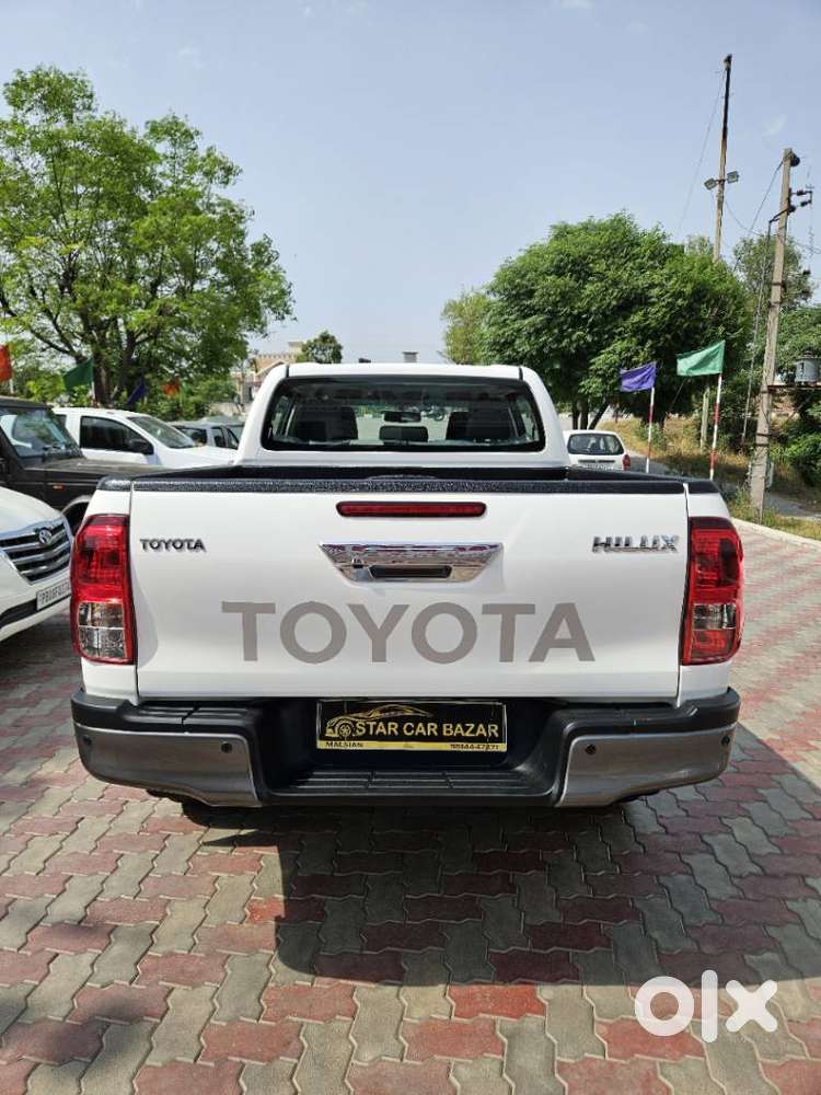 Toyota Hilux 2.8 High 4x4 Mt, 2025, Diesel