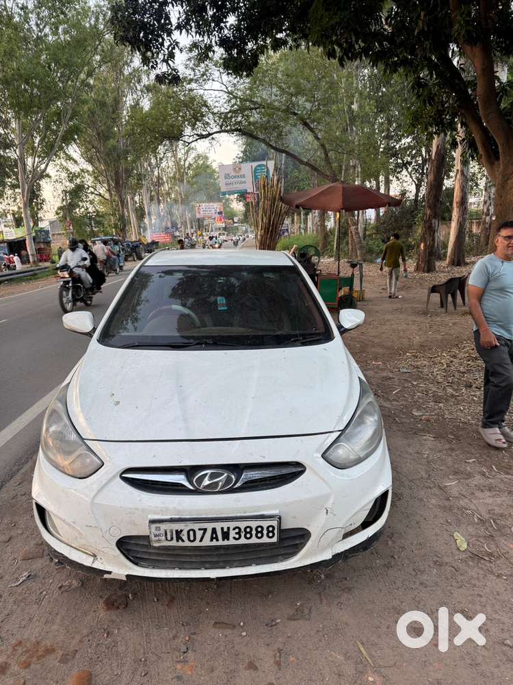 Hyundai Verna Diesel Manual 2014