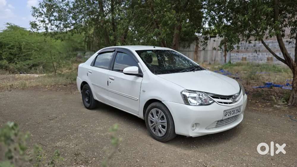 Toyota Etios 2013 Petrol