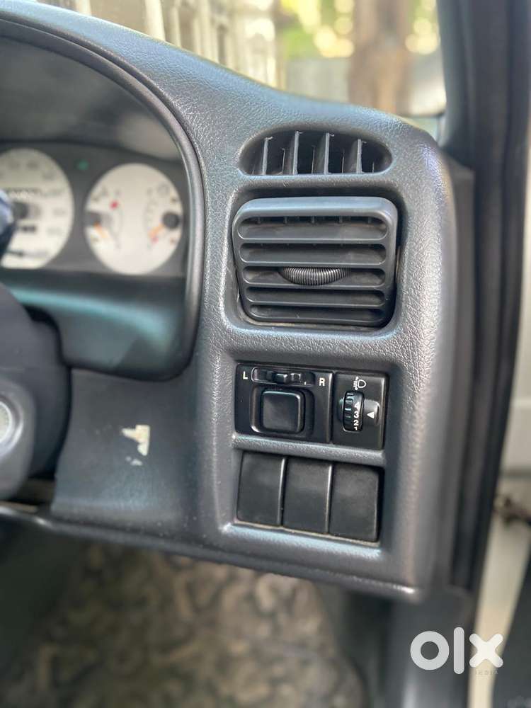 Maruti Suzuki Baleno, 2006, Petrol