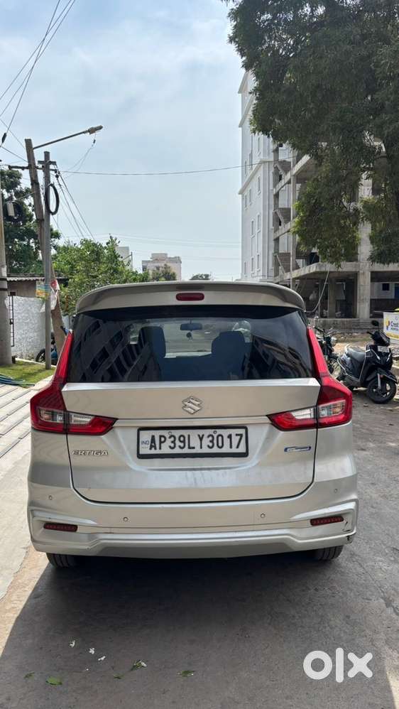Maruti Suzuki Ertiga 1.5 Vxi 2022