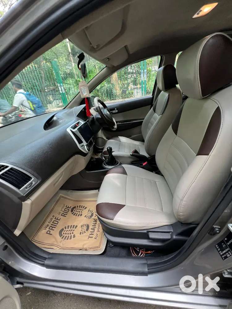 Hyundai I20 Magna Petrol 2013