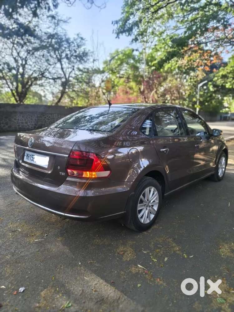 Volkswagen Vento 1.2 Tsi Highline At, 2016, Petrol
