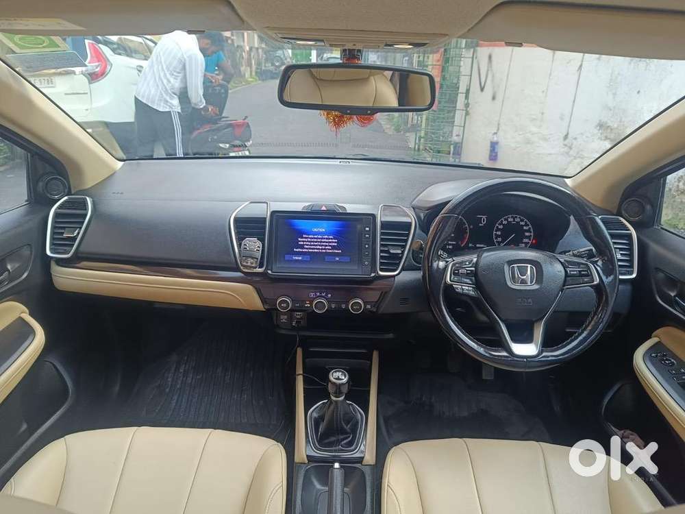 Honda City Zx 2022 Petrol 42000 Km Driven