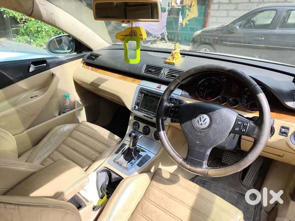 Volkswagen Passat 2009 Diesel 125000 Km Driven