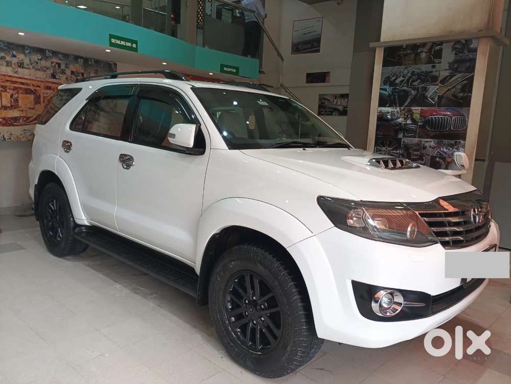 2015 Toyota Fortuner Diesel 4x2 Mt