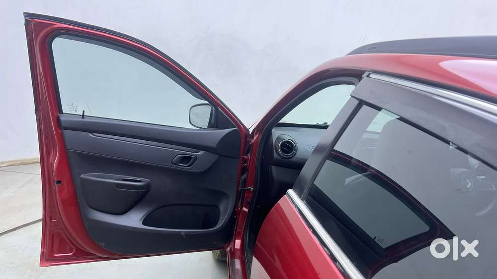 Renault Kwid 1.0 Rxt Amt, 2022, Petrol