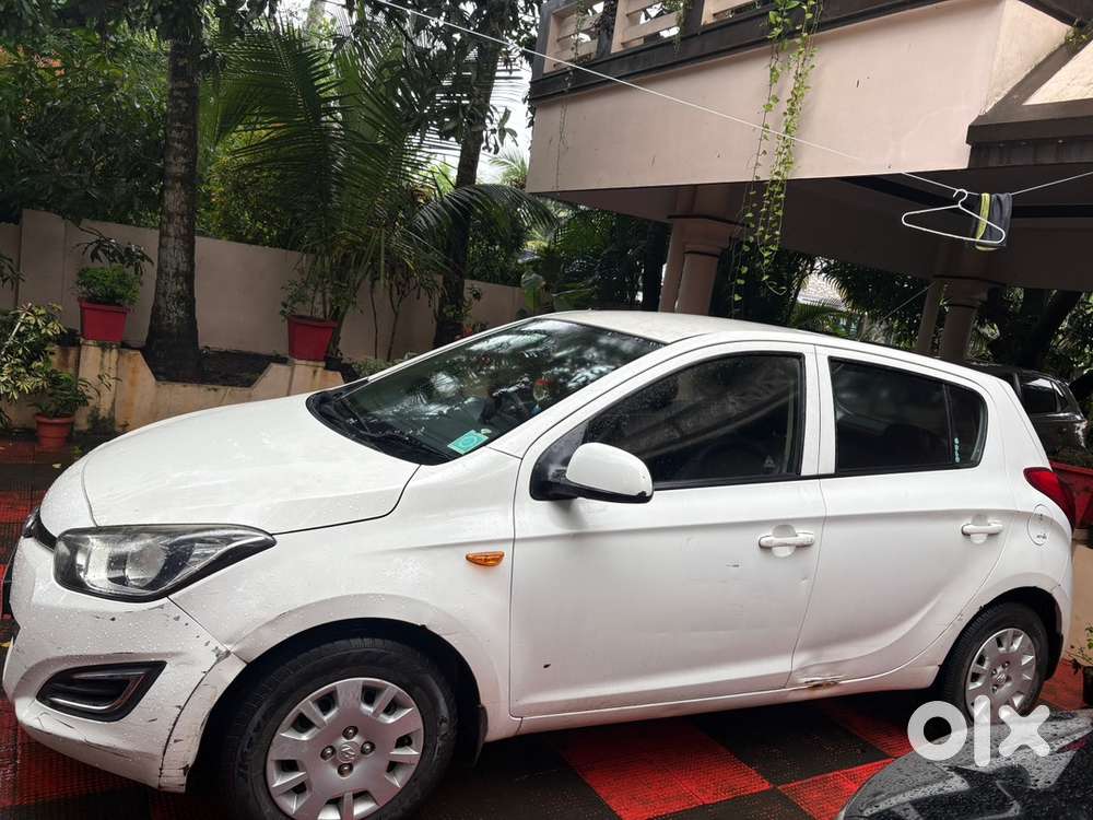 Hyundai Petrol Car 2014