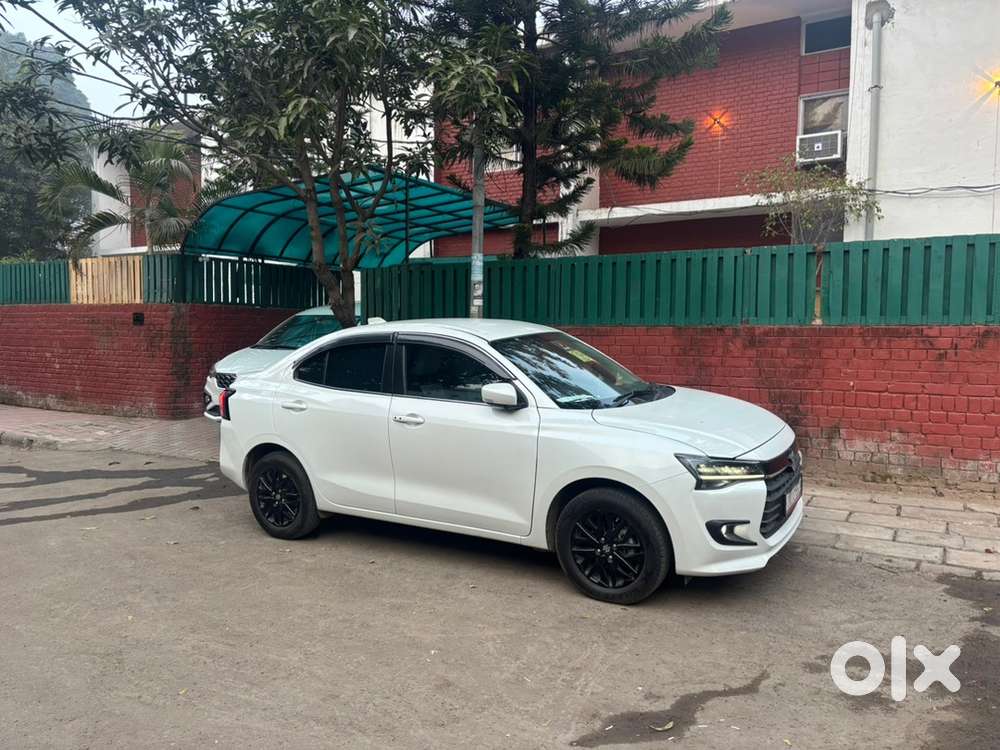 Maruti Suzuki Dzire 2025 Auto Zxi Showroom Condition