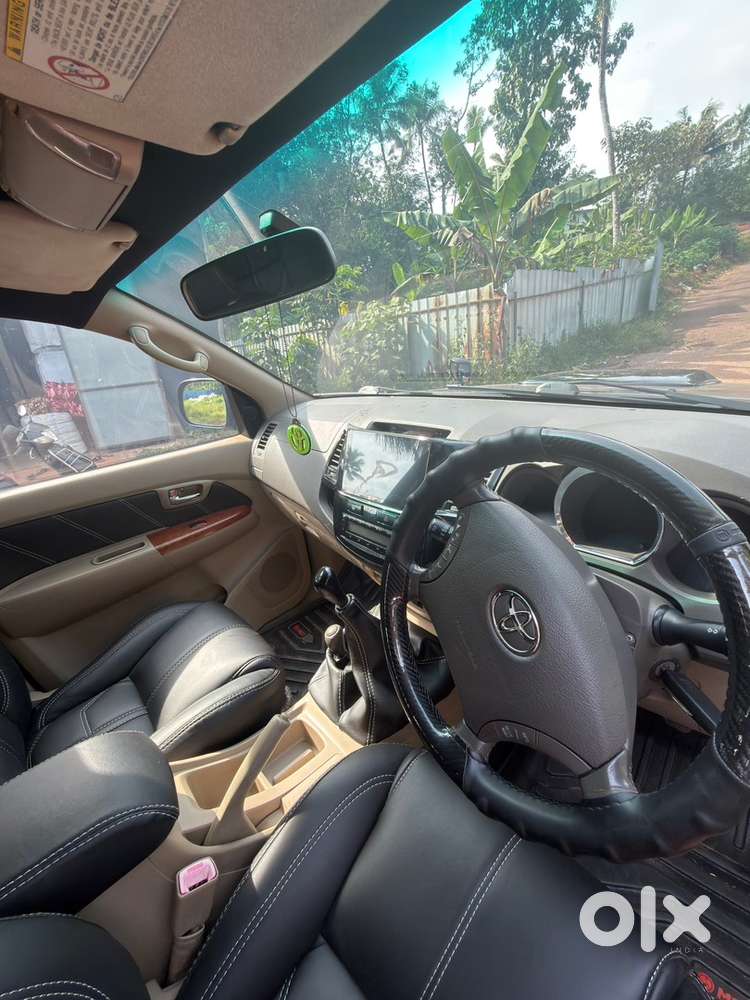 Toyota Fortuner Diesel 2012