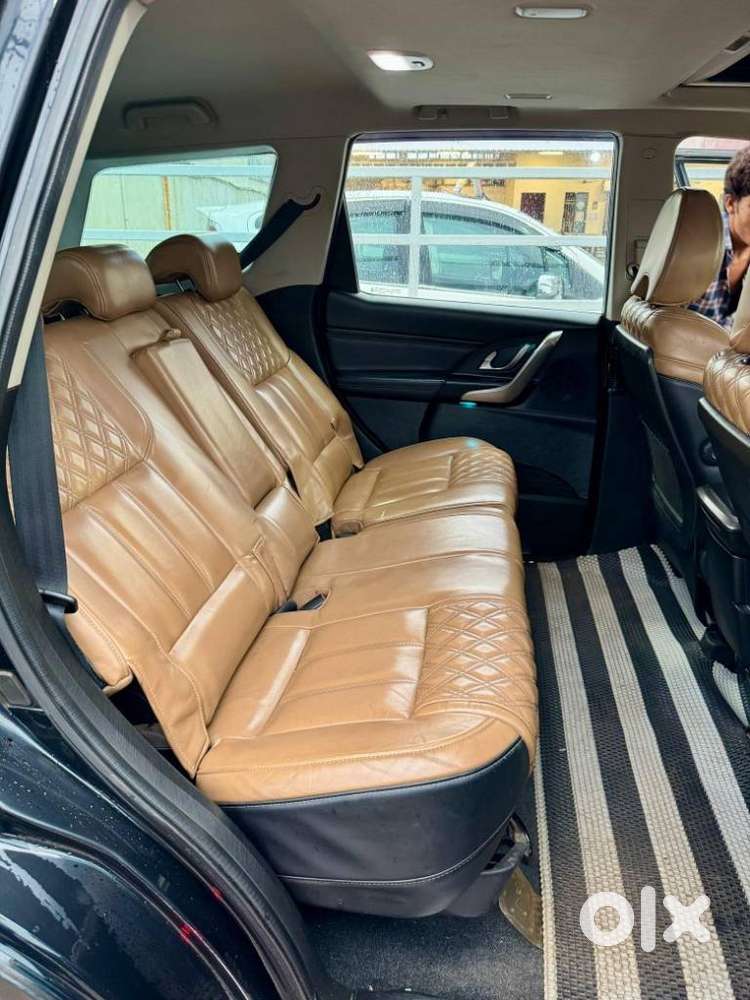 Mahindra Xuv500 W11 Option, 2019, Diesel