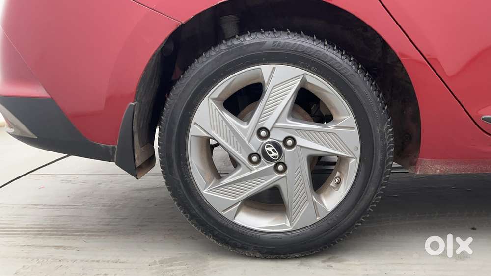 Hyundai Verna 1.5 Sx Ivt, 2022, Petrol