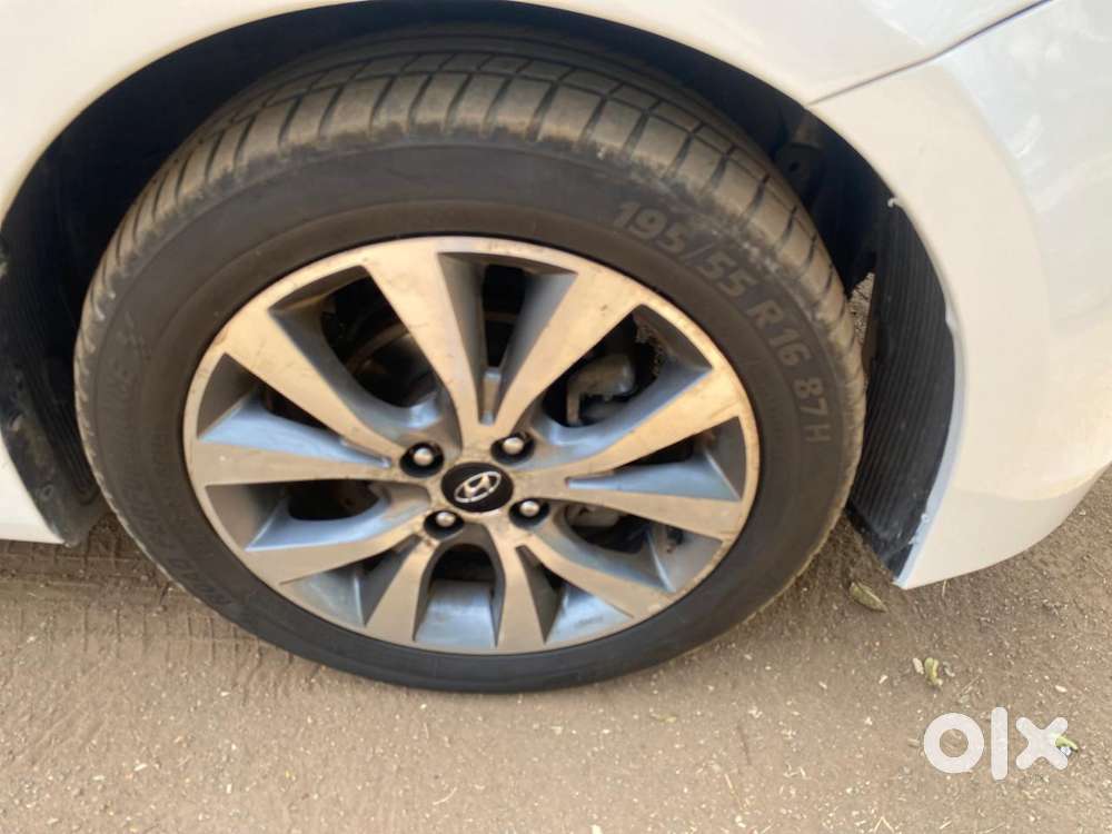 Hyundai Verna Fluidic 1.6 Crdi Sx Opt, 2015