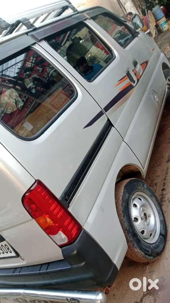 Maruti Suzuki Eeco 2022 Petrol 65000 Km Driven