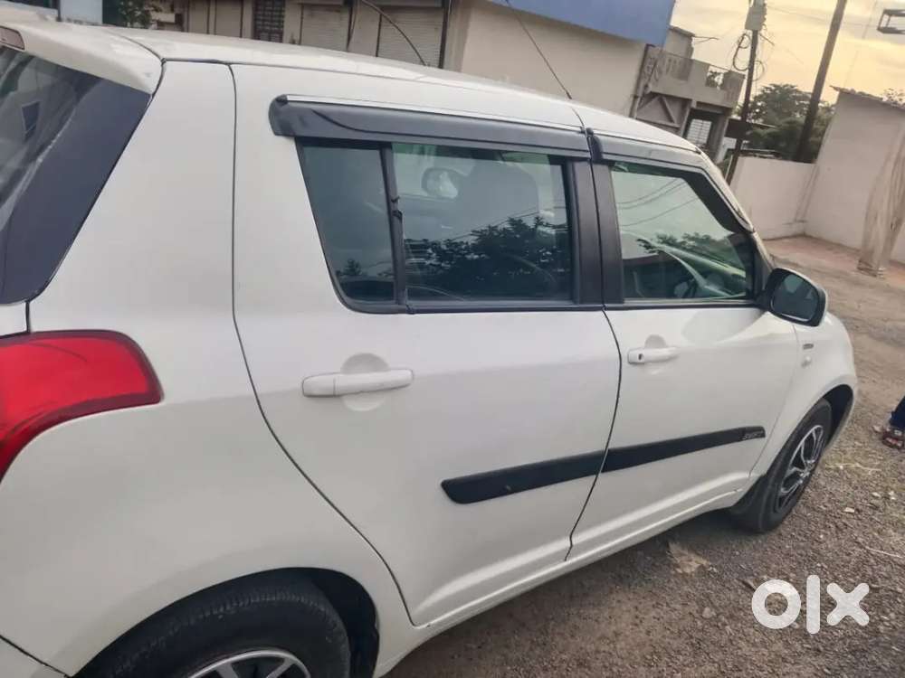 Swift Maruti Suzuki 2007
