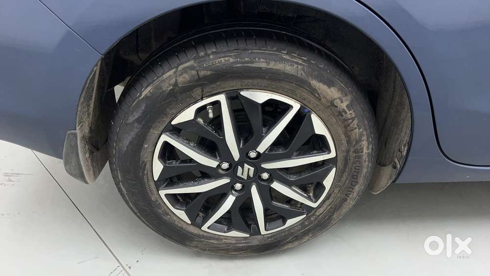 Maruti Suzuki Dzire 1.2 Zxi Plus, 2025, Petrol