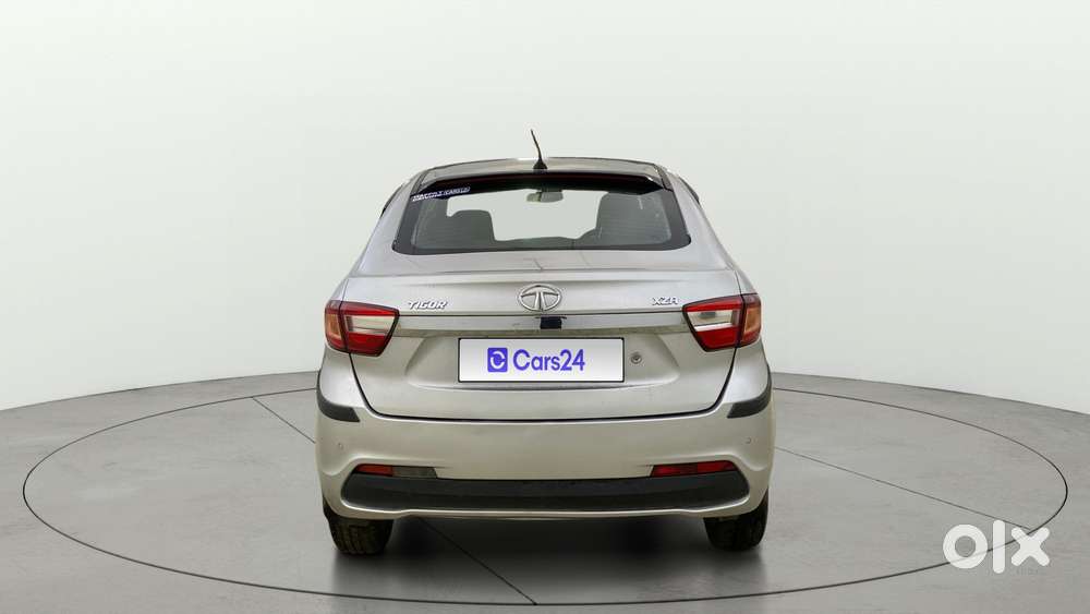 Tata Tigor Xza, 2018, Petrol
