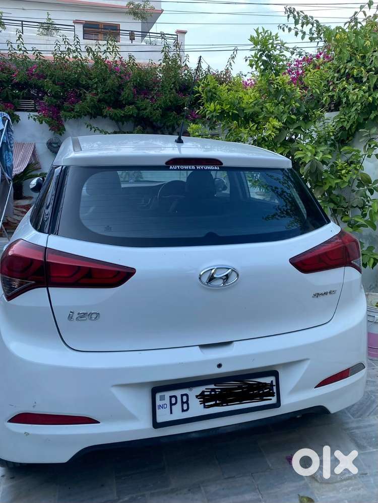 Hyundai I20 Sportz 2017/2018  Petrol  1st Owner  Excellent Conditio